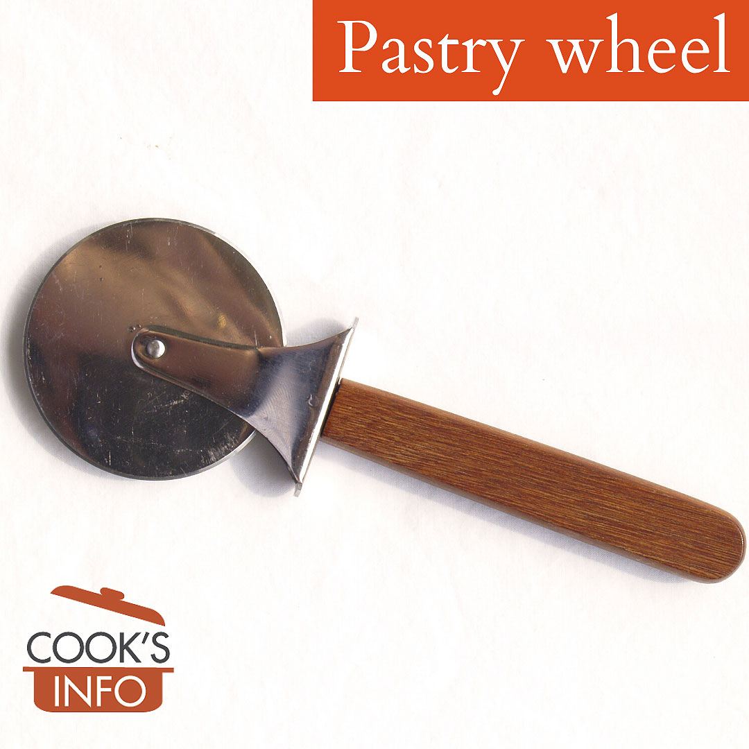 Pastry wheel