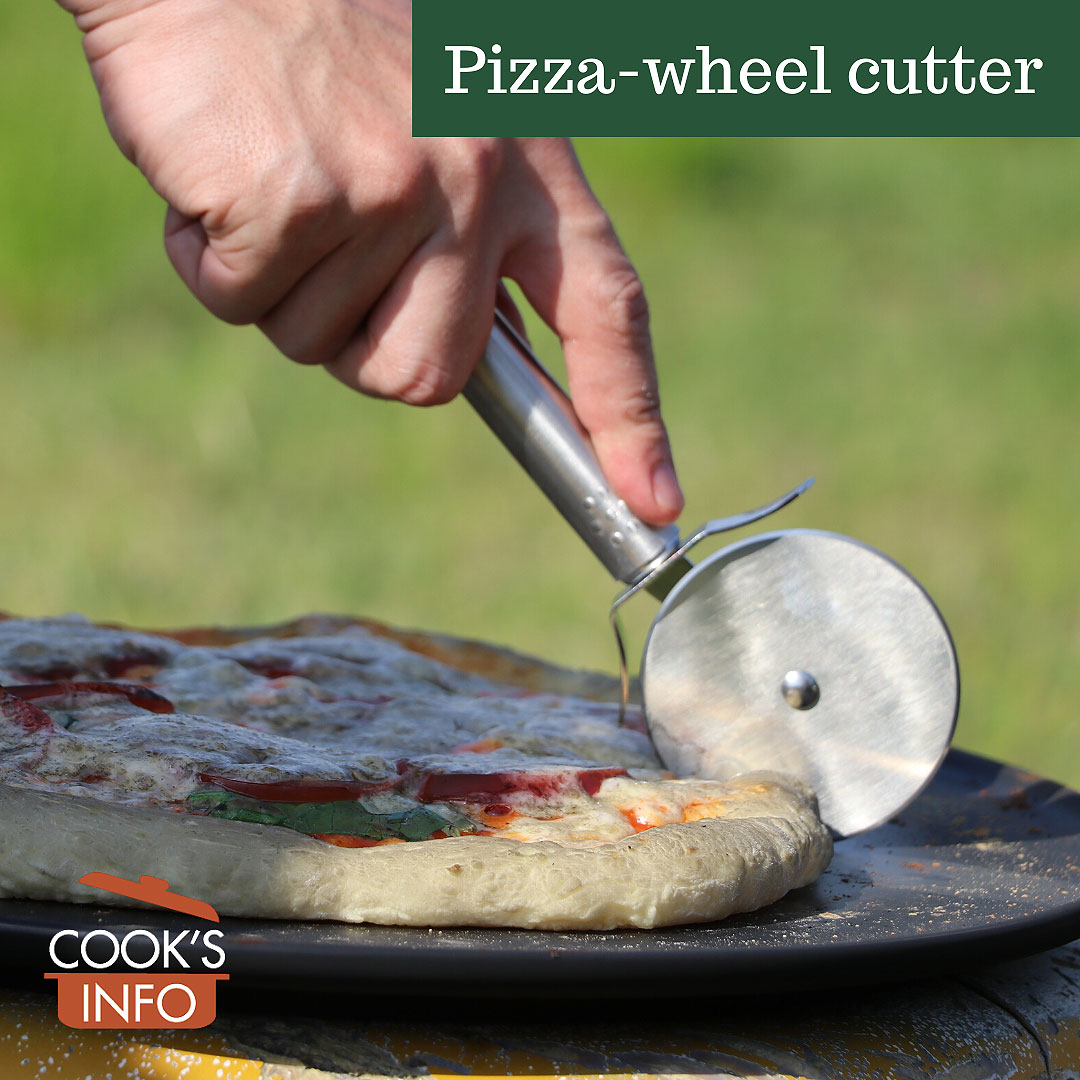 Pizza wheel cutter