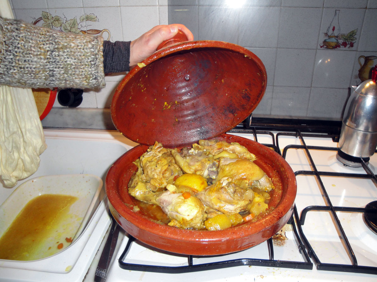 Tagine with food