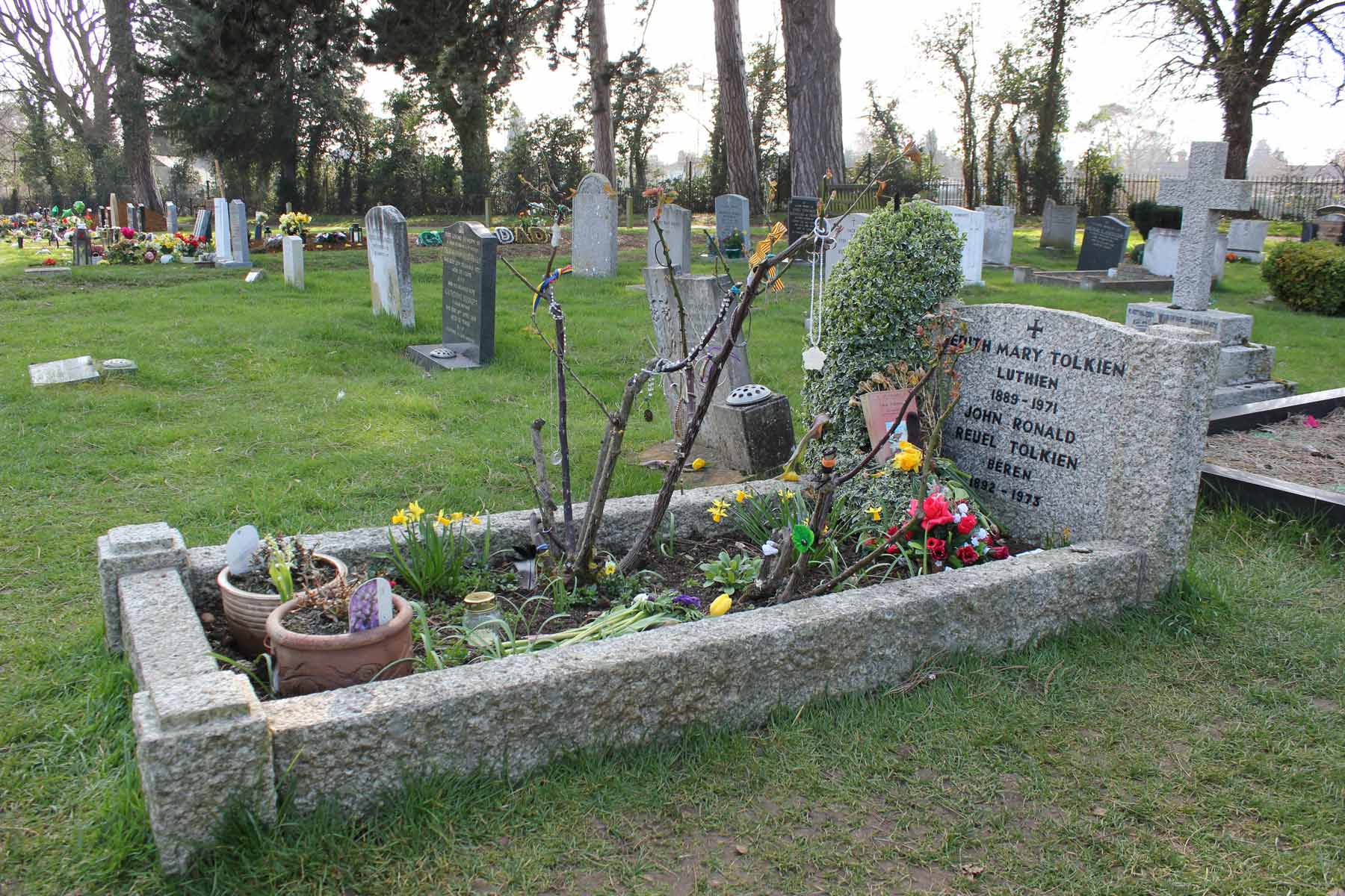 Tolkien's grave