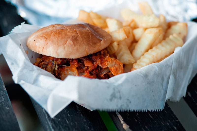 Bacon burger with fries