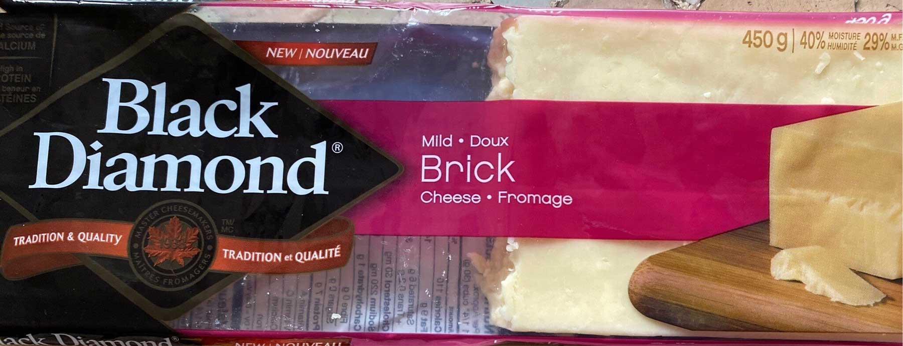Packaged brick cheese