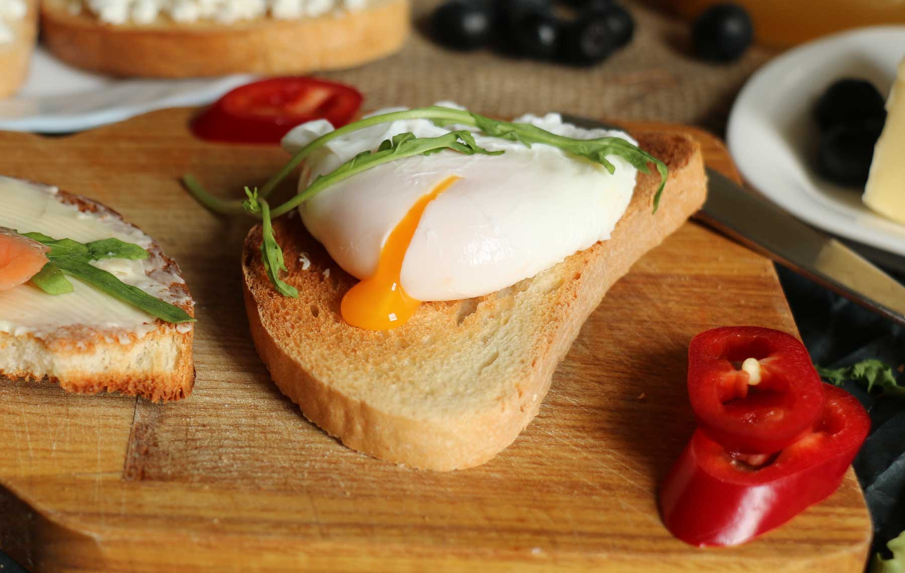 Poached egg on toast